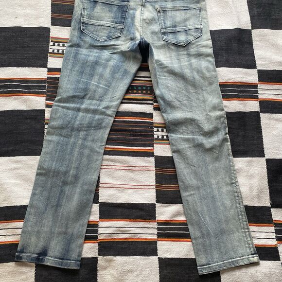 NWT Ecko Unltd Light Wash Denim Jeans. Streetwear. Casual. Size 34. Unisex. - Picture 10 of 12